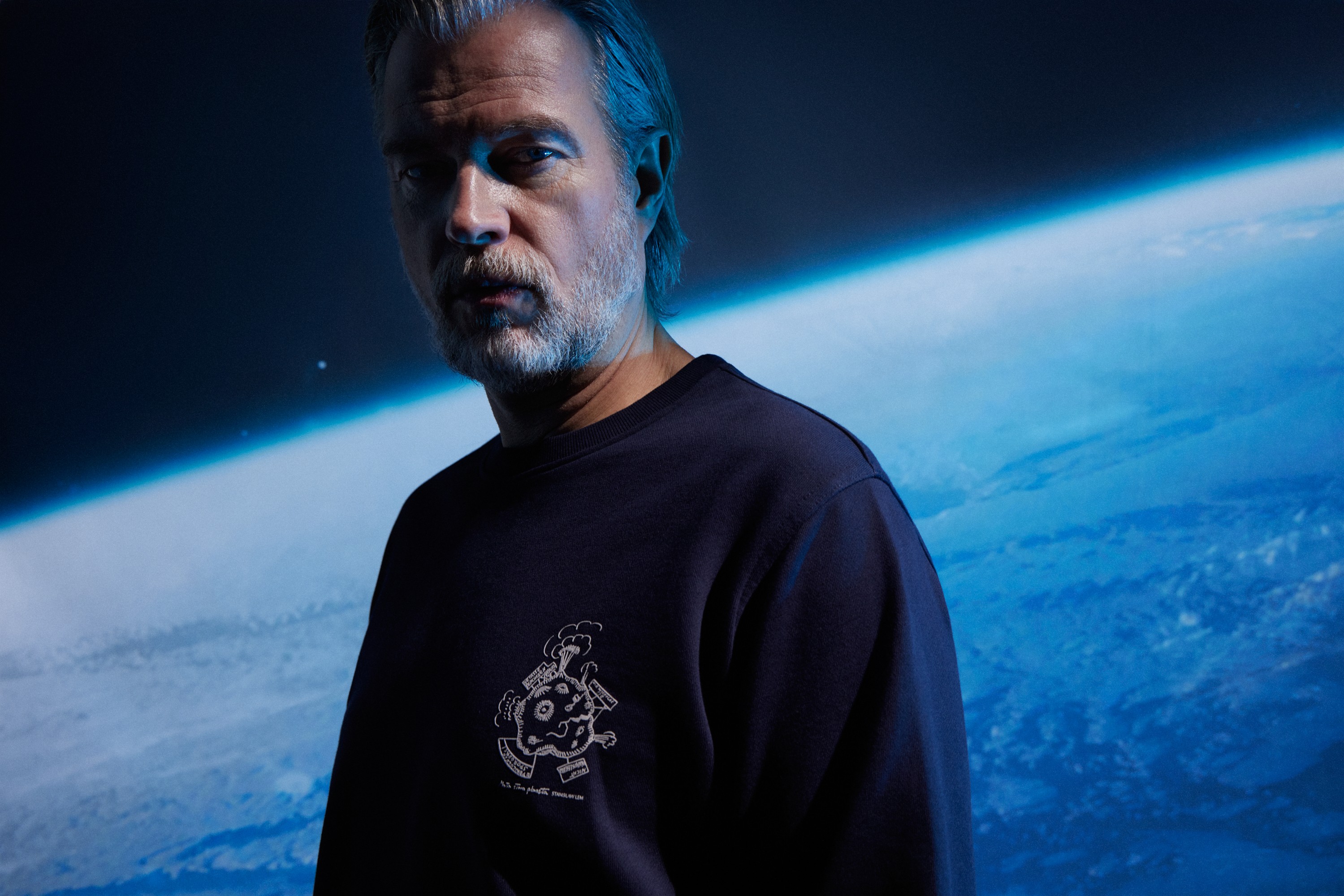 Graphic depicting a color palette of Stone Brown, Dark Navy, Beige, and Cream White along with corresponding hex color codes.