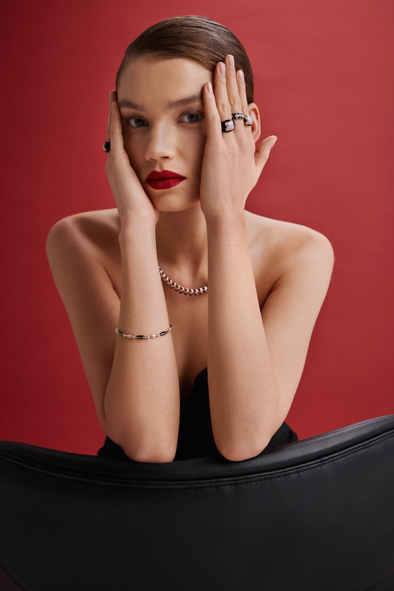 Graphic depicting a hexagonal cropped photo of an interior room design with grid lines along its borders.